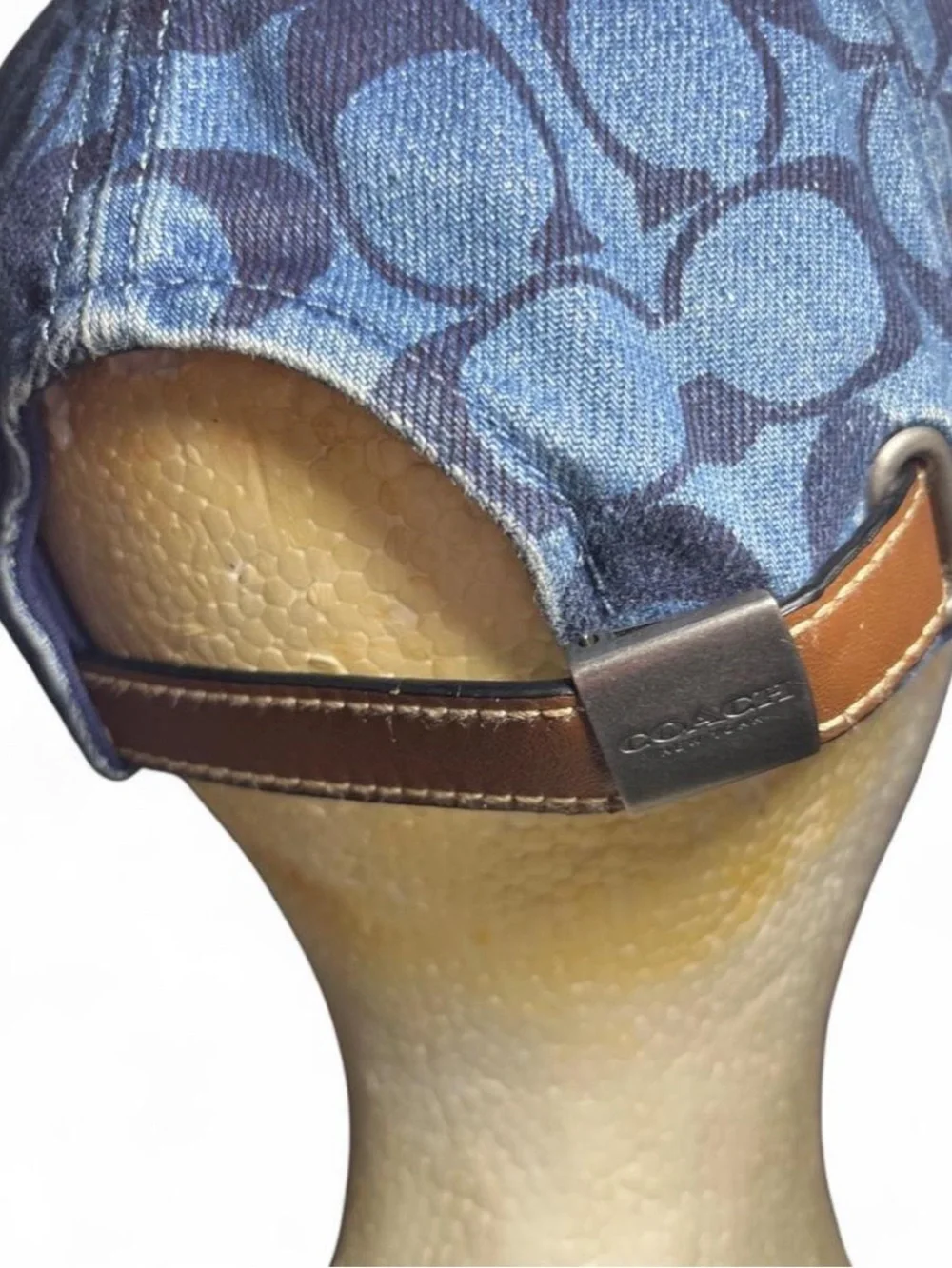 Coach Light Blue Signature Pattern Men's Baseball Cap